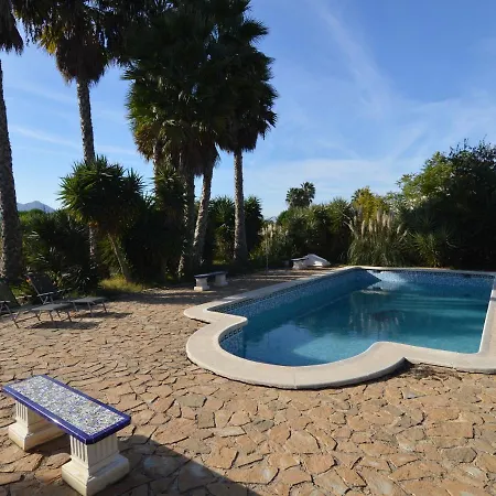 Welcoming Villa In Alicante With Private Swimming Pool