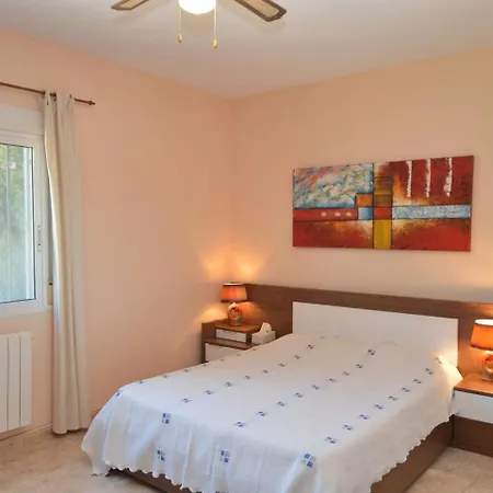 Welcoming Villa In Alicante With Private Swimming Pool Catral